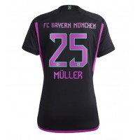 Camisa de Futebol Bayern Munich Thomas Muller #25 Equipamento Secundário Mulheres 2023-24 Manga Curta